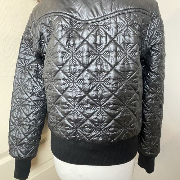 Adidas Respect Me Missy Elliot Jacket Size 14 Fur Hooded Black Puffa Puffer Y2K - Picture 10 of 16